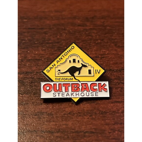 Outback Steakhouse San Antonio Texas The‎ Forum Kangaroo Lapel Hat Pin - Picture 1 of 3